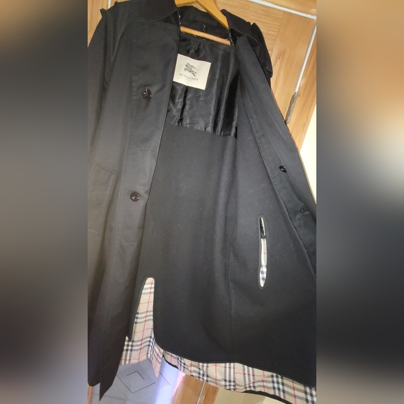 Burberry Men's Trench coat w/ removal wool lining  40R - Picture 3 of 16